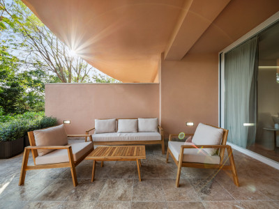 Апартамент на нижнем этаже в продаже в Magna Marbella, Новая Андалусия