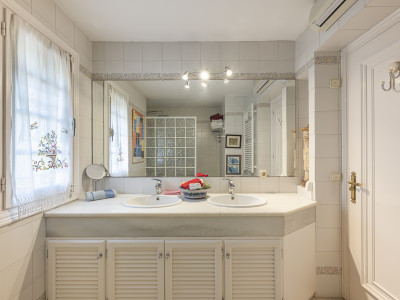 Вилла в продаже в Casablanca, Золотая Миля