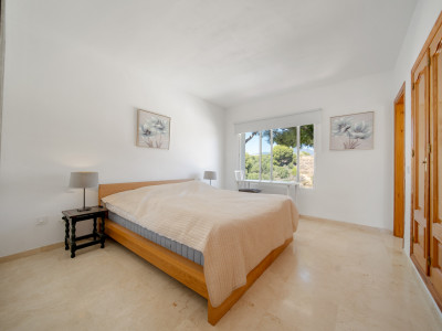 Пентхаус дуплекс в продаже в Los Pinos de Aloha, Новая Андалусия