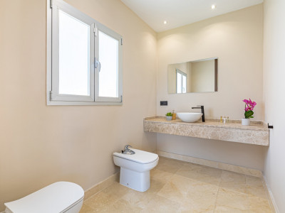 Вилла в продаже в El Rosario, Восточная Марбелья