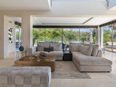 Вилла в продаже в El Rosario, Восточная Марбелья