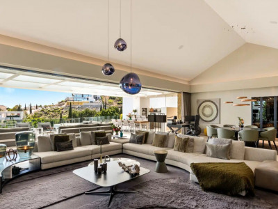 Вилла в продаже в Los Flamingos, Бенахавис