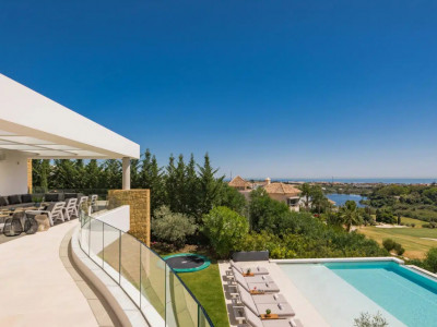 Вилла в продаже в Los Flamingos, Бенахавис