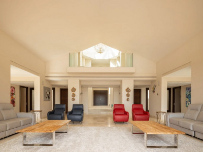 Вилла в продаже в Los Flamingos, Бенахавис