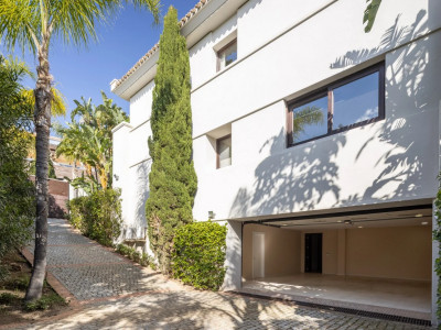 Вилла в продаже в Los Flamingos, Бенахавис