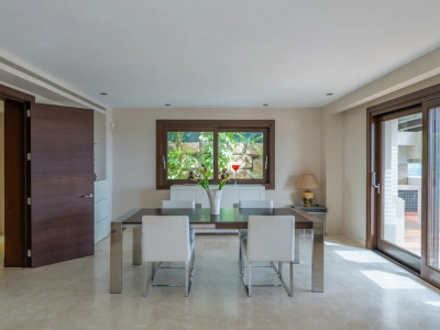 Вилла в продаже в Los Flamingos, Бенахавис