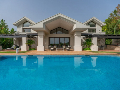 Вилла в продаже в Los Flamingos, Бенахавис