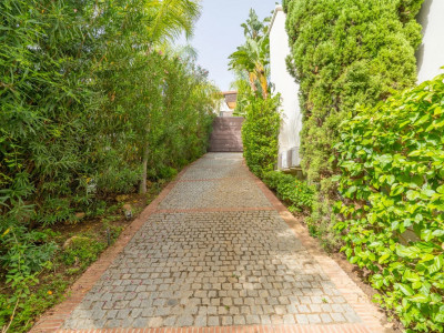 Вилла в продаже в Los Flamingos, Бенахавис