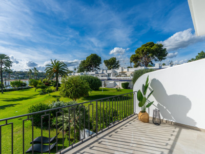 Maison de Ville à vendre à La Rinconada, Nueva Andalucia