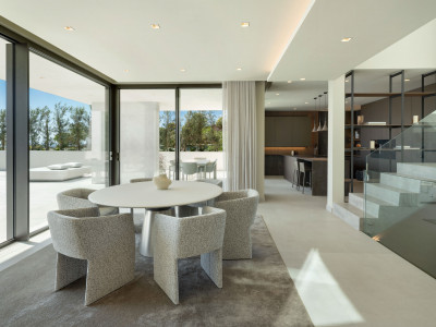 Вилла в продаже в Los Flamingos, Бенахавис