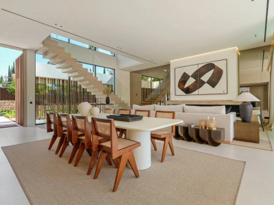 Villa for sale in Las Lomas del Marbella Club, Marbella Golden Mile
