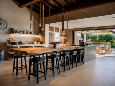 Villa for sale in Selwo, Estepona