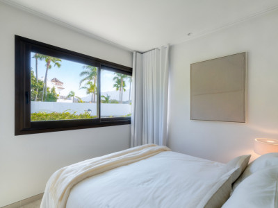Duplex Penthouse for sale in La Quinta, Benahavis