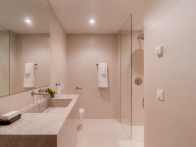 Duplex Penthouse for sale in La Quinta, Benahavis