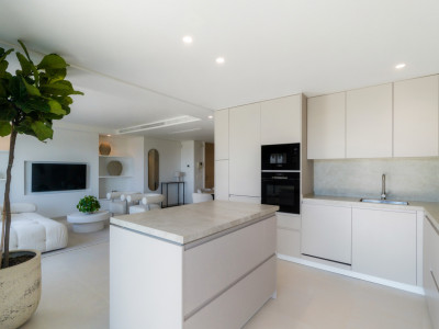 Duplex Penthouse for sale in La Quinta, Benahavis