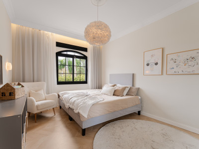 Вилла в продаже в Monte Biarritz, Эстепона