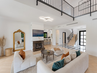 Вилла в продаже в Monte Biarritz, Эстепона