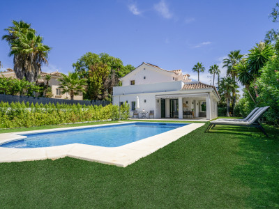 Вилла в продаже в Supermanzana H, Новая Андалусия