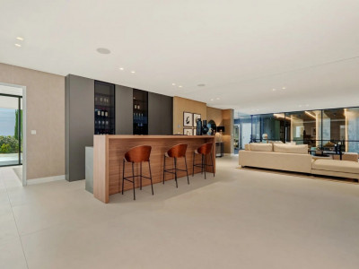 Villa for sale in Lomas de La Quinta, Benahavis
