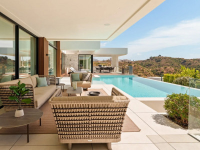 Villa for sale in Lomas de La Quinta, Benahavis
