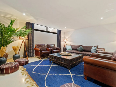 Вилла в продаже в Haza del Conde, Новая Андалусия