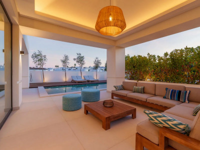Villa for sale in Linda Vista Baja, San Pedro de Alcantara