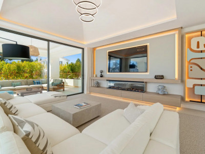 Villa for sale in Linda Vista Baja, San Pedro de Alcantara