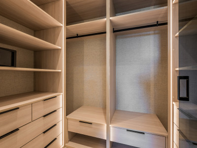 Апартамент на нижнем этаже в продаже в Bahía del Velerín, Эстепона