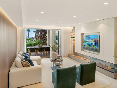 Апартамент на нижнем этаже в продаже в Bahía del Velerín, Эстепона