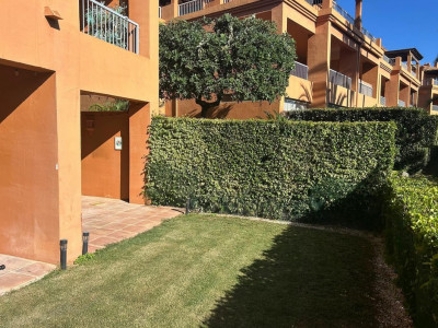 Appartement rez de chaussée à vendre à Benatalaya, Estepona