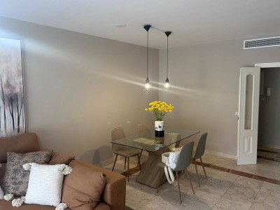 Appartement rez de chaussée à vendre à Benatalaya, Estepona