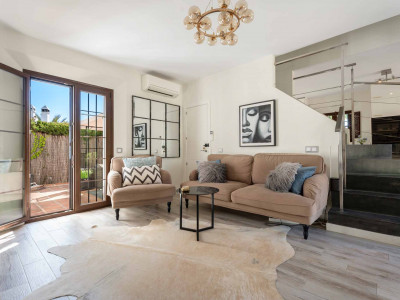 Maison de Ville à vendre à El Naranjal, Nueva Andalucia