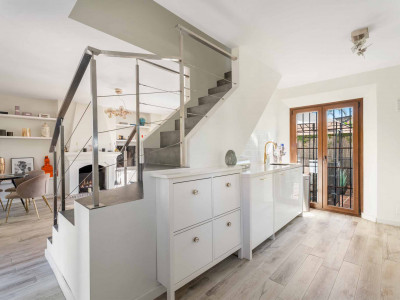 Maison de Ville à vendre à El Naranjal, Nueva Andalucia