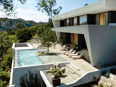 Villa zum Verkauf in Selwo, Estepona