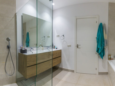 Reihenhaus zum Verkauf in Finca Cortesin, Casares