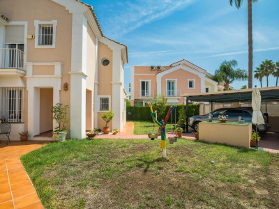 Town House for sale in San Pedro Playa, San Pedro de Alcantara