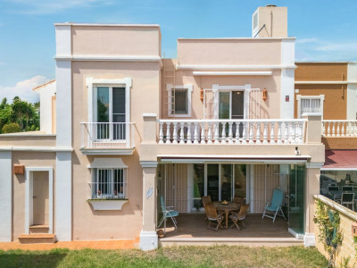Town House for sale in San Pedro Playa, San Pedro de Alcantara