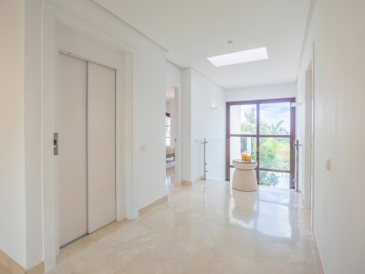 Villa for sale in La Capellania, Marbella Golden Mile