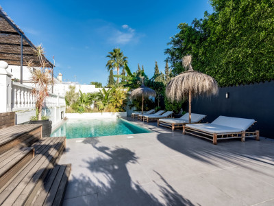 Villa zum Verkauf in Nueva Andalucia