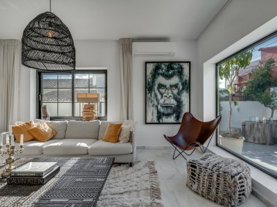 Villa zum Verkauf in Nueva Andalucia