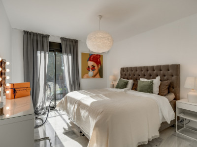 Villa zum Verkauf in Nueva Andalucia