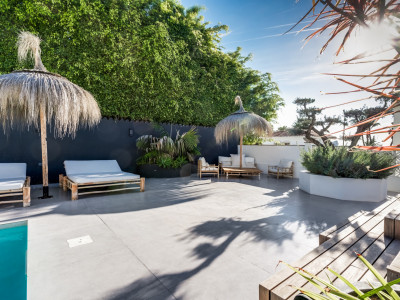 Villa zum Verkauf in Nueva Andalucia