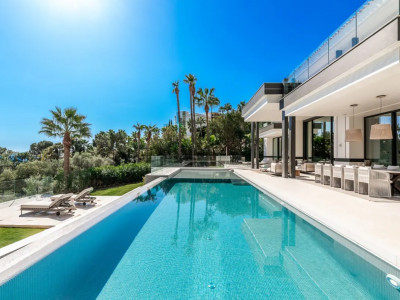 Villa zum Verkauf in Cascada de Camojan, Marbella Goldene Meile