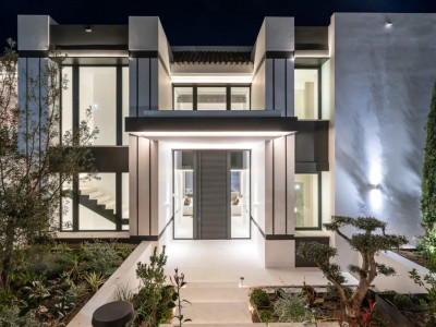 Villa zum Verkauf in Cascada de Camojan, Marbella Goldene Meile