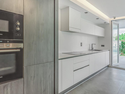 Erdgeschosswohnung zum Verkauf in La Quinta, Benahavis