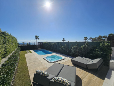 Reihenhaus zum Verkauf in Velaya, Estepona