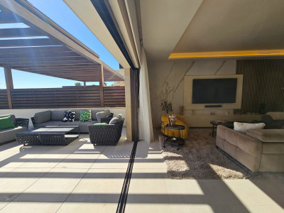 Reihenhaus zum Verkauf in Velaya, Estepona