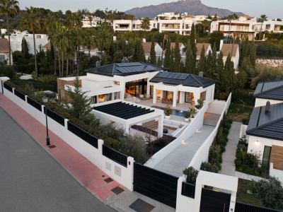 Villa à vendre à Los Naranjos Golf, Nueva Andalucia