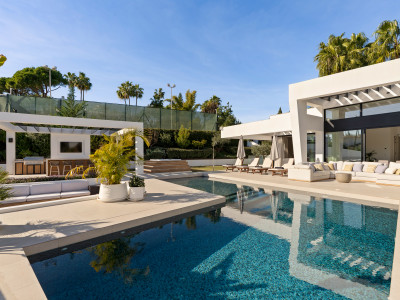 Villa à vendre à Los Naranjos Golf, Nueva Andalucia