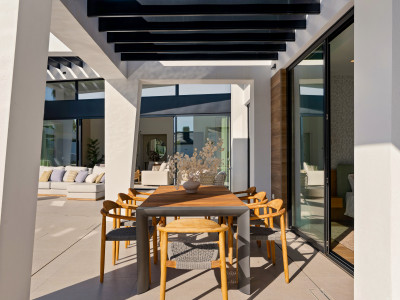 Villa à vendre à Los Naranjos Golf, Nueva Andalucia